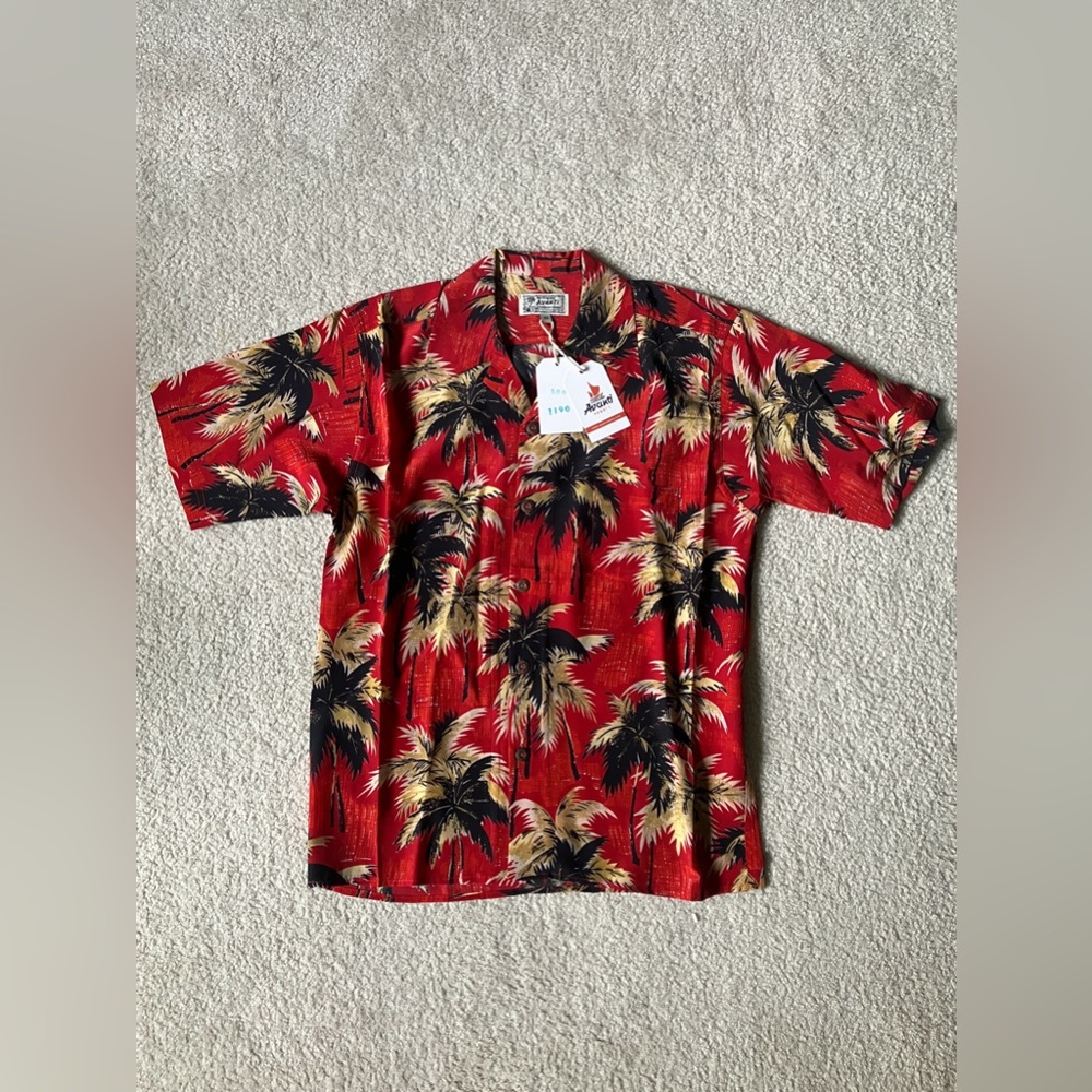 BNWT Avanti Hawai’i red silk aloha shirt